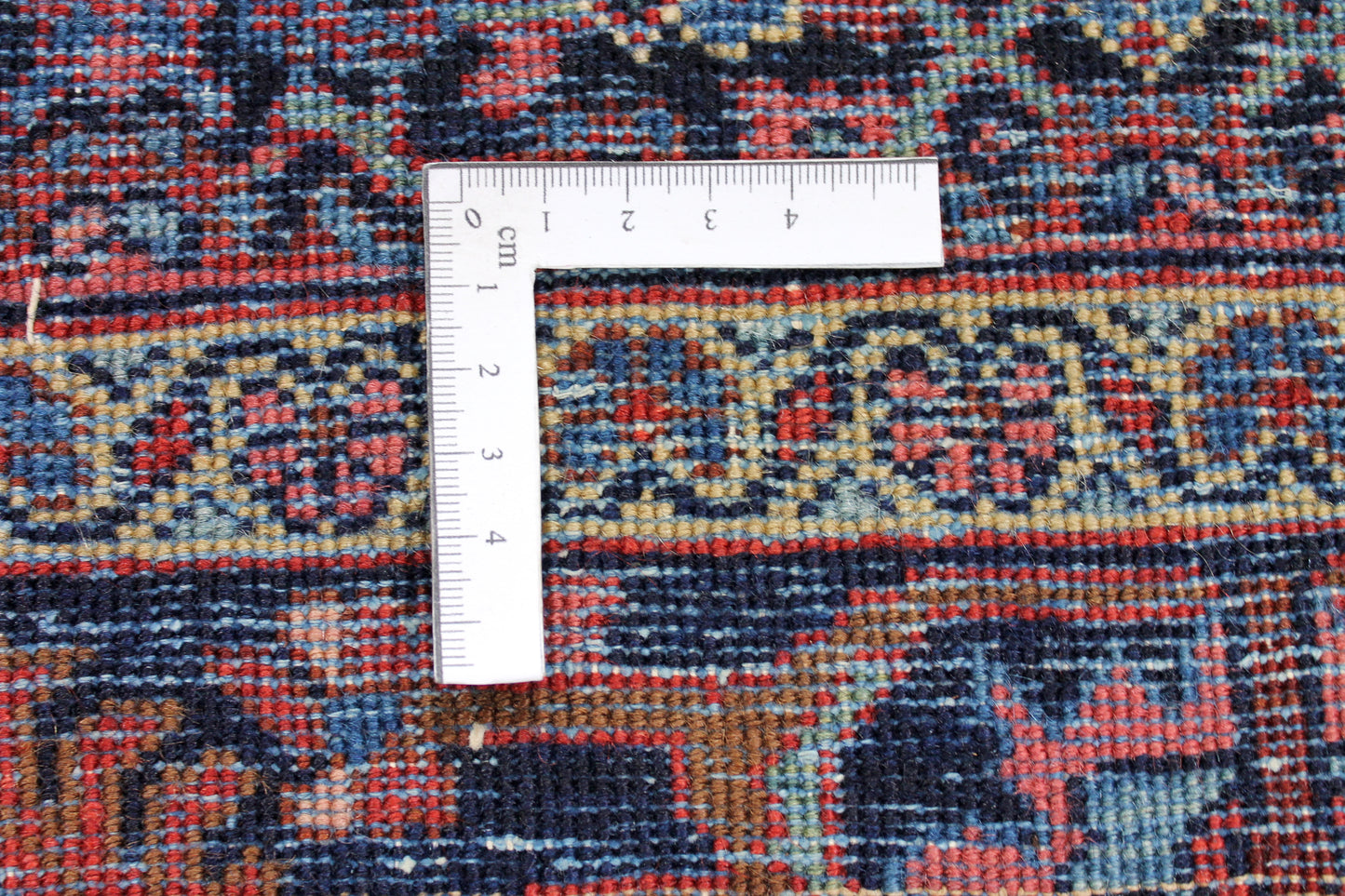 Farahan Antik