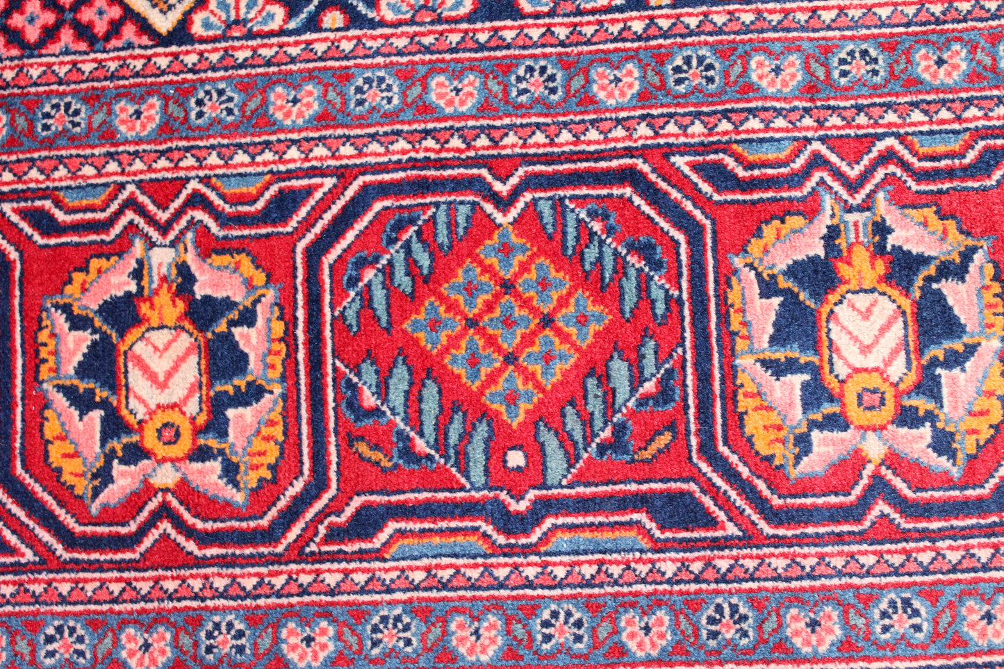 Kashan Antik