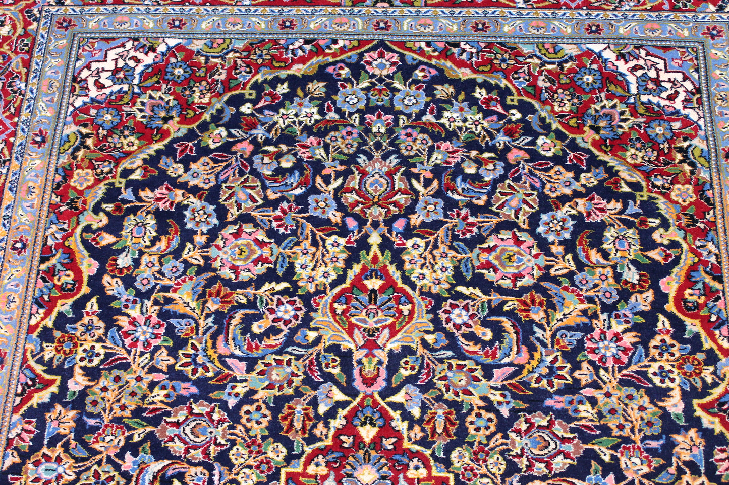 Kashan Antik