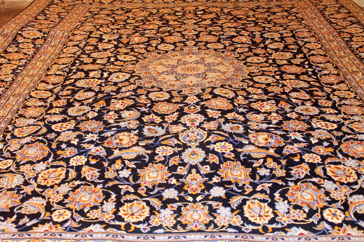 Kashan Kork