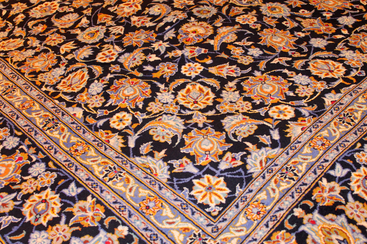 Kashan Kork