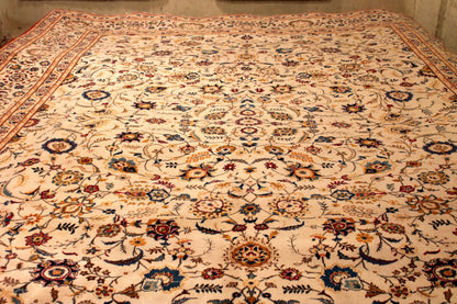 Kashan Kork