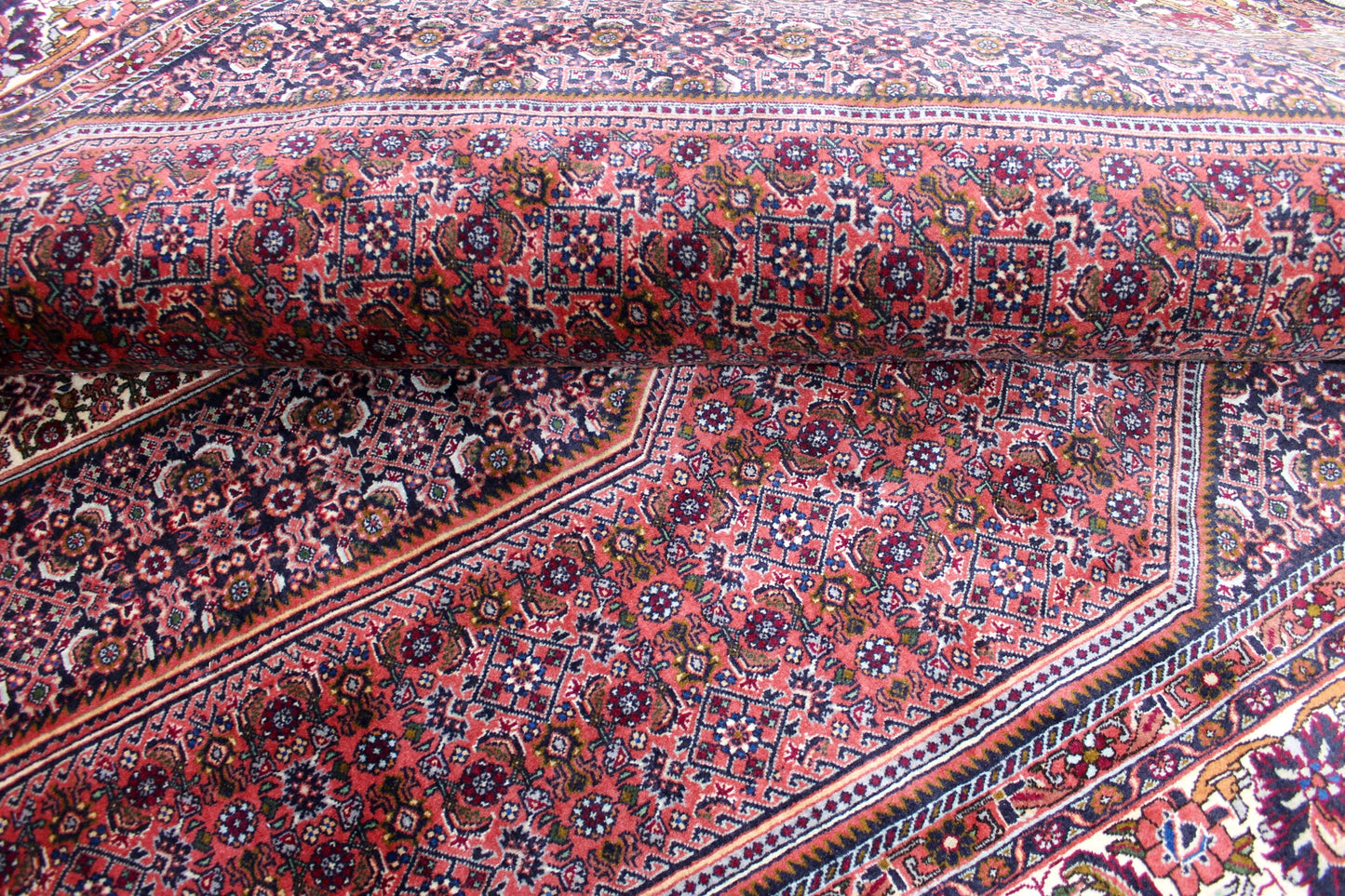 Bidjar Tekab