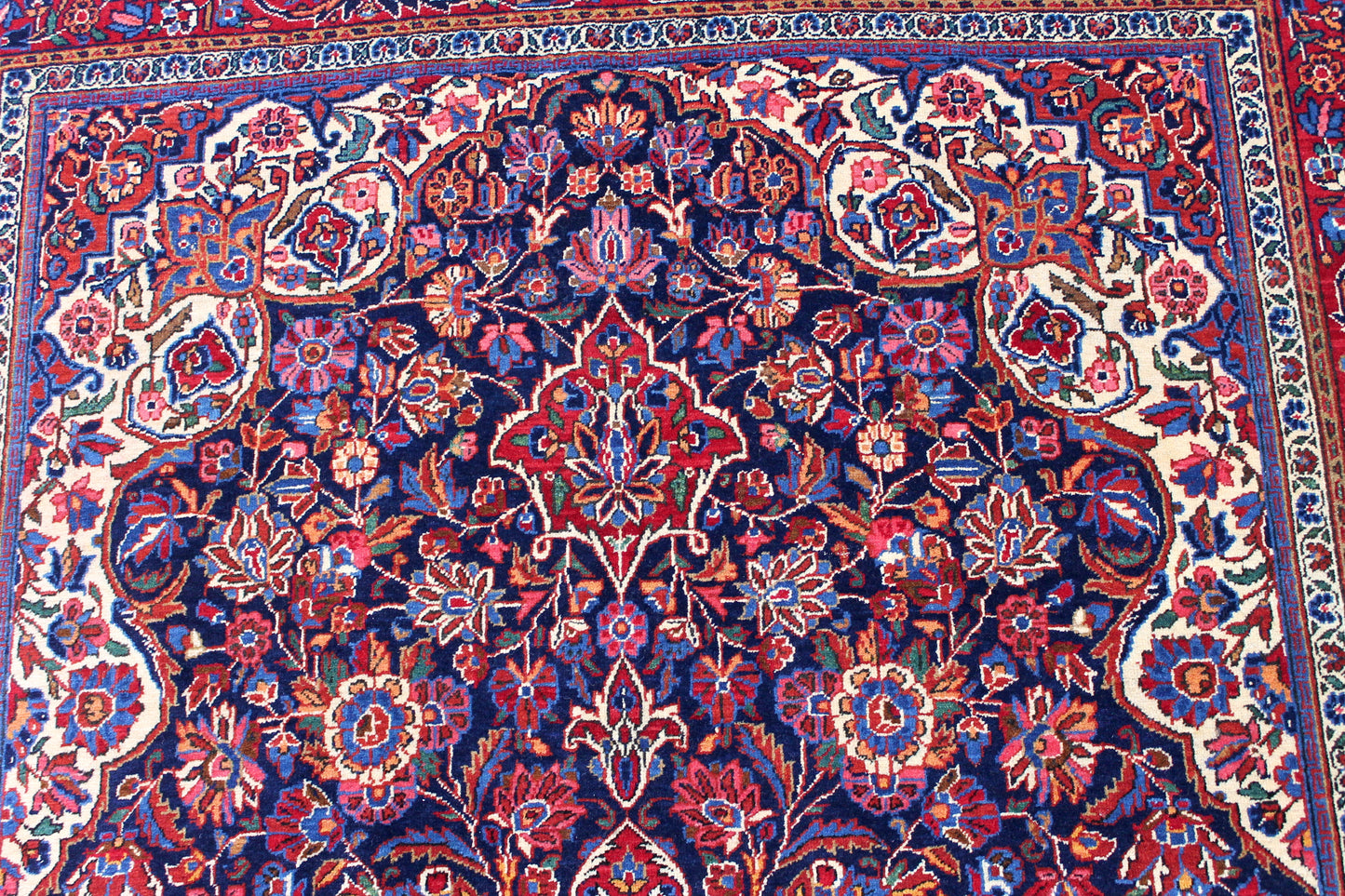 Kashan Antik
