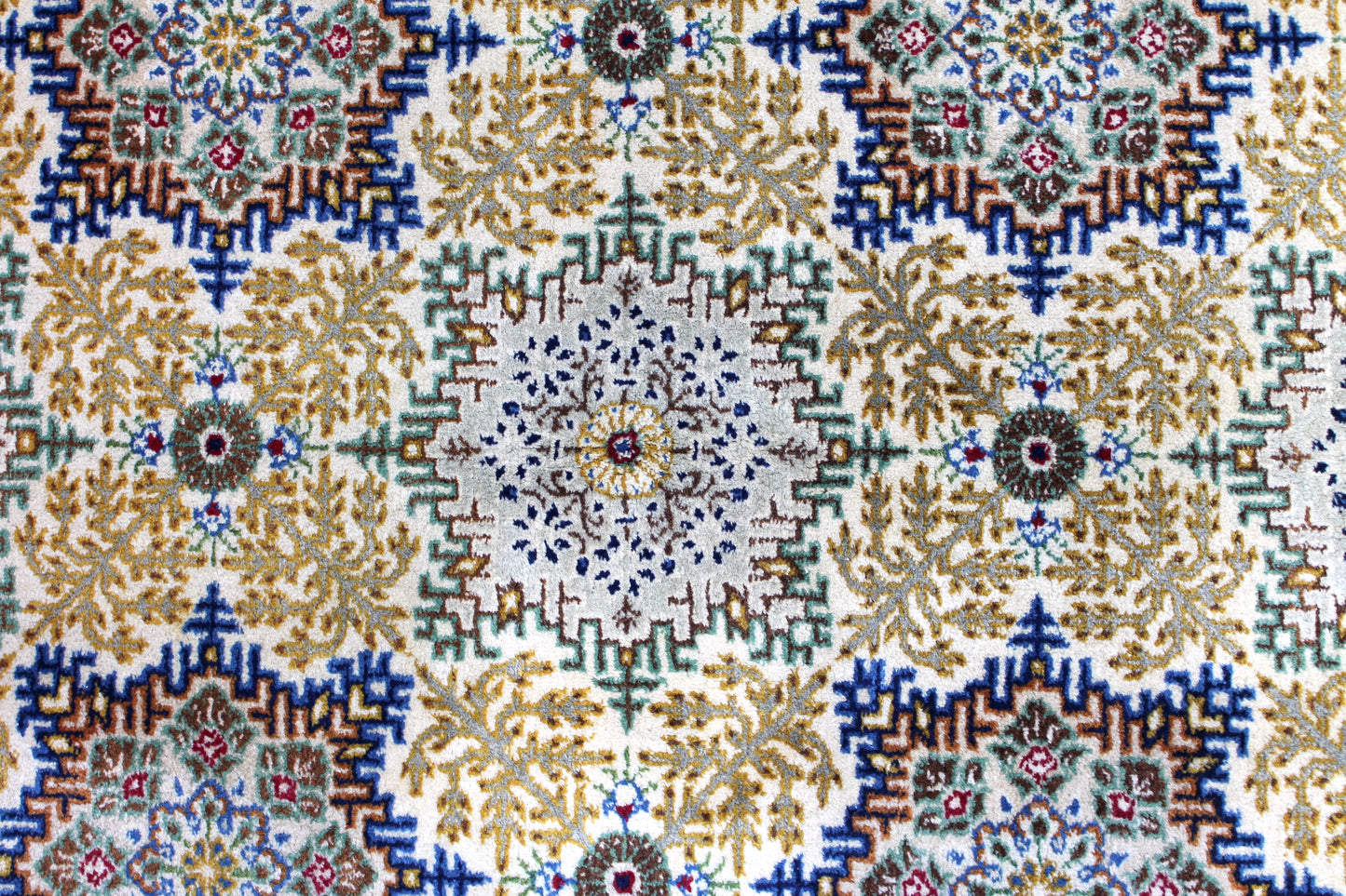 Kashan Antik