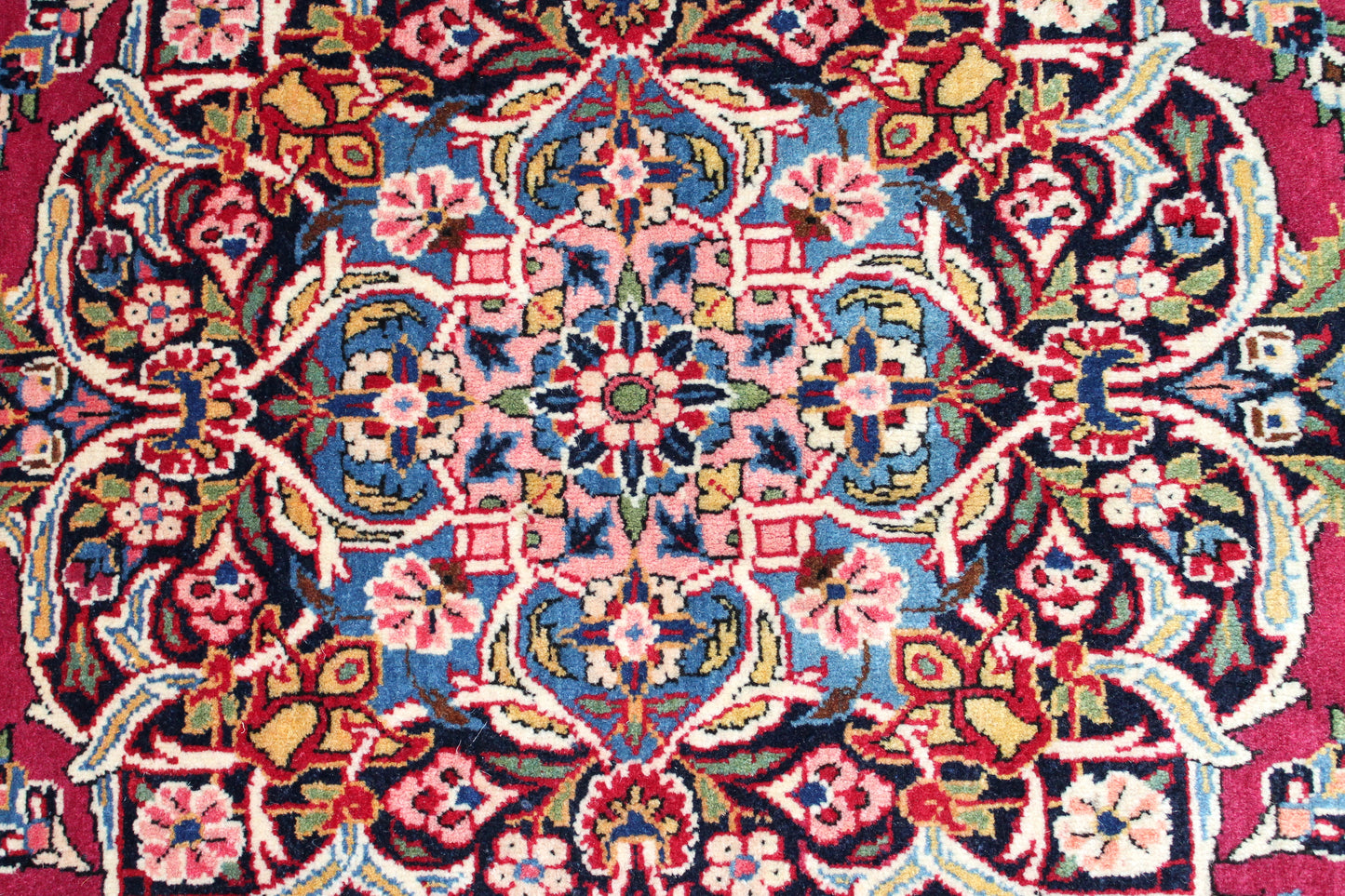 Kashan Antik