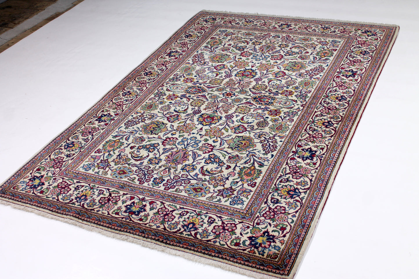 Weisser Kashan Antik