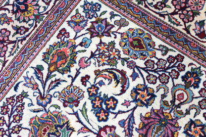 Weisser Kashan Antik