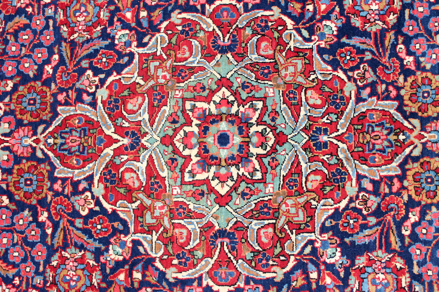 Kashan Antik