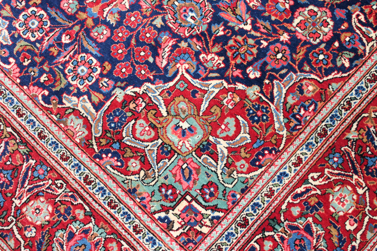 Kashan Antik