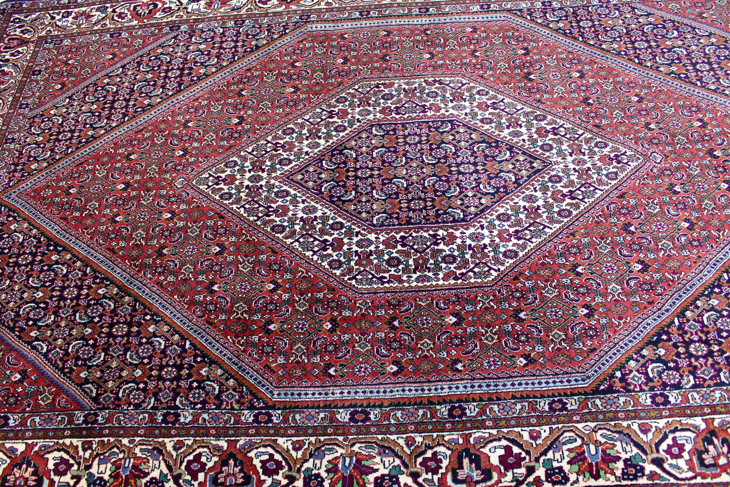 Bidjar Tekab