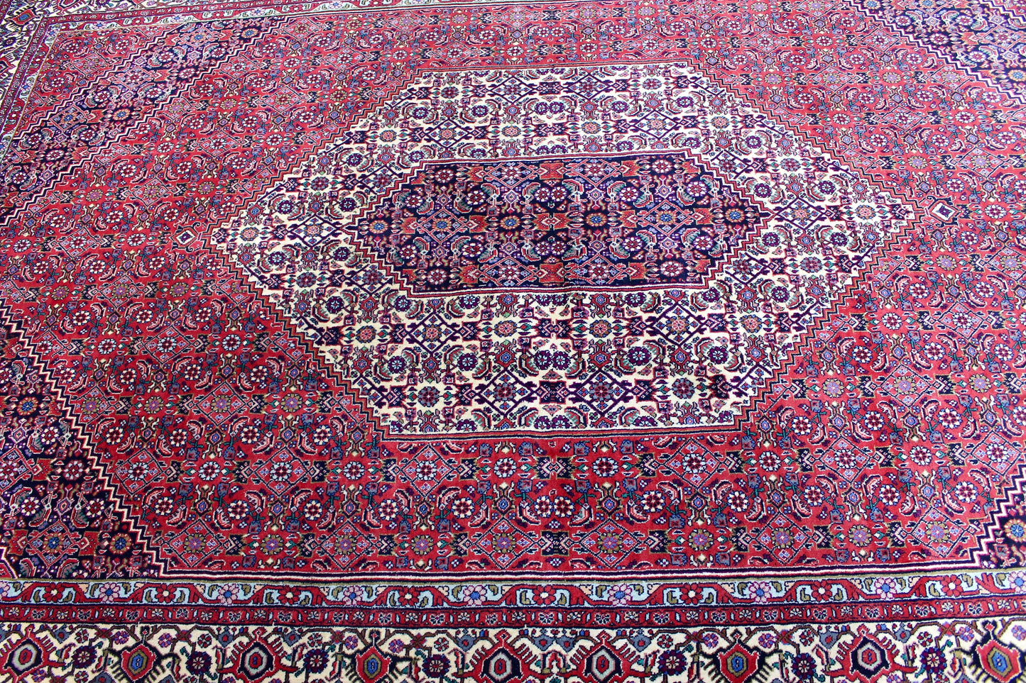 Bidjar Tekab