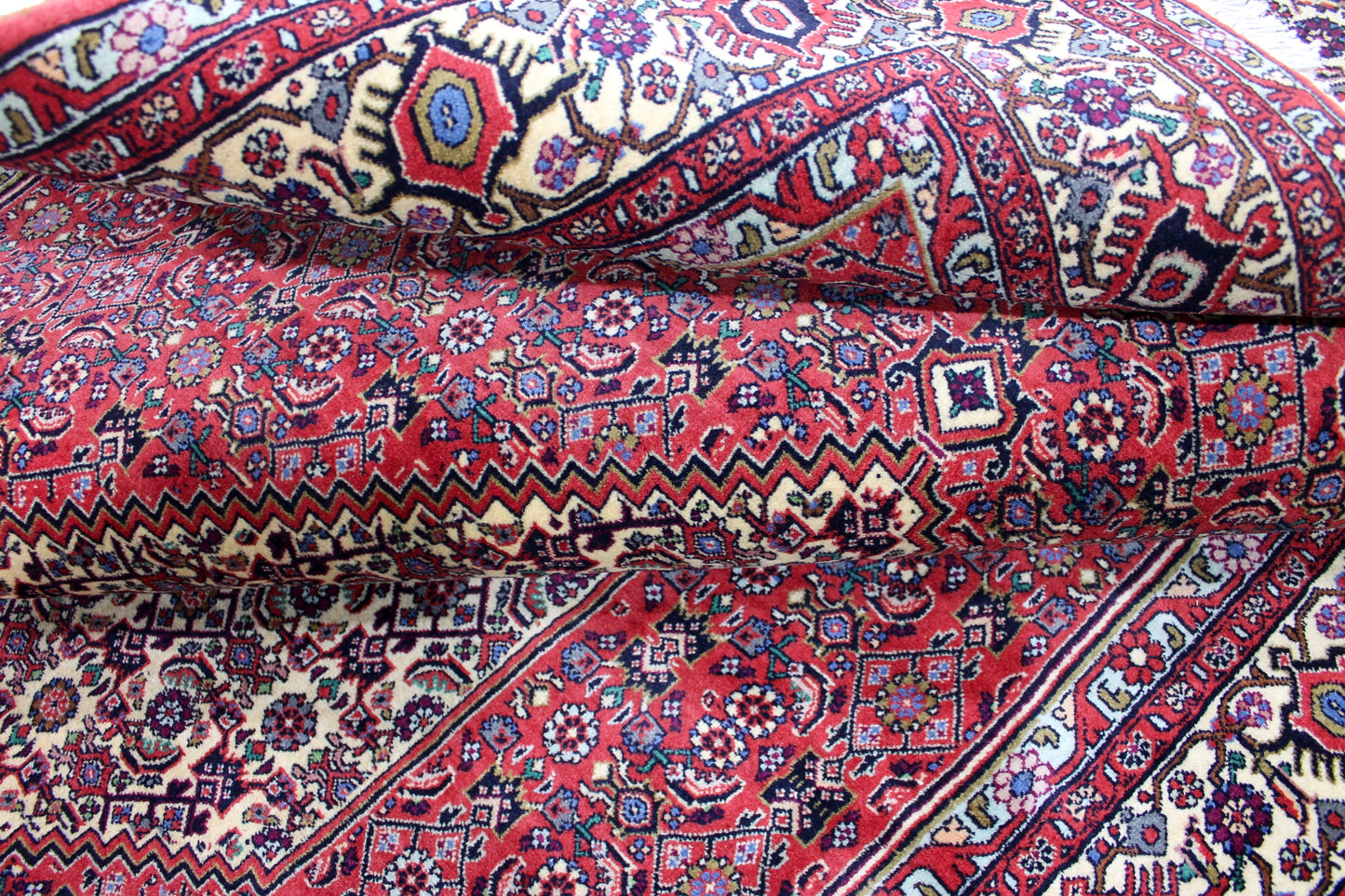 Bidjar Tekab