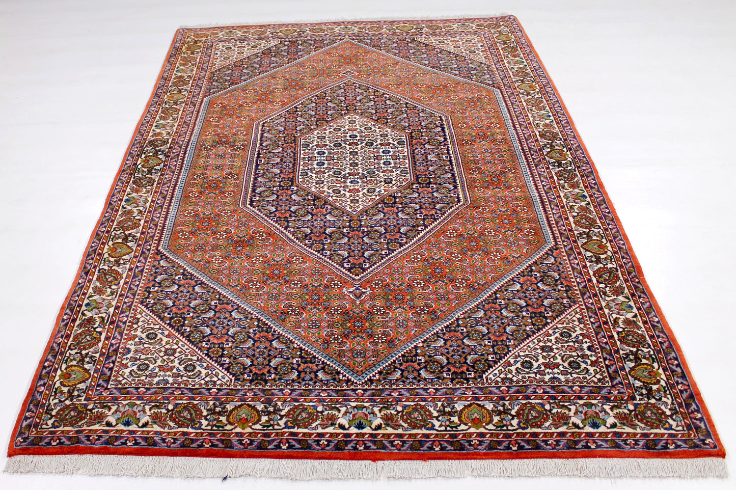Bidjar Tekab