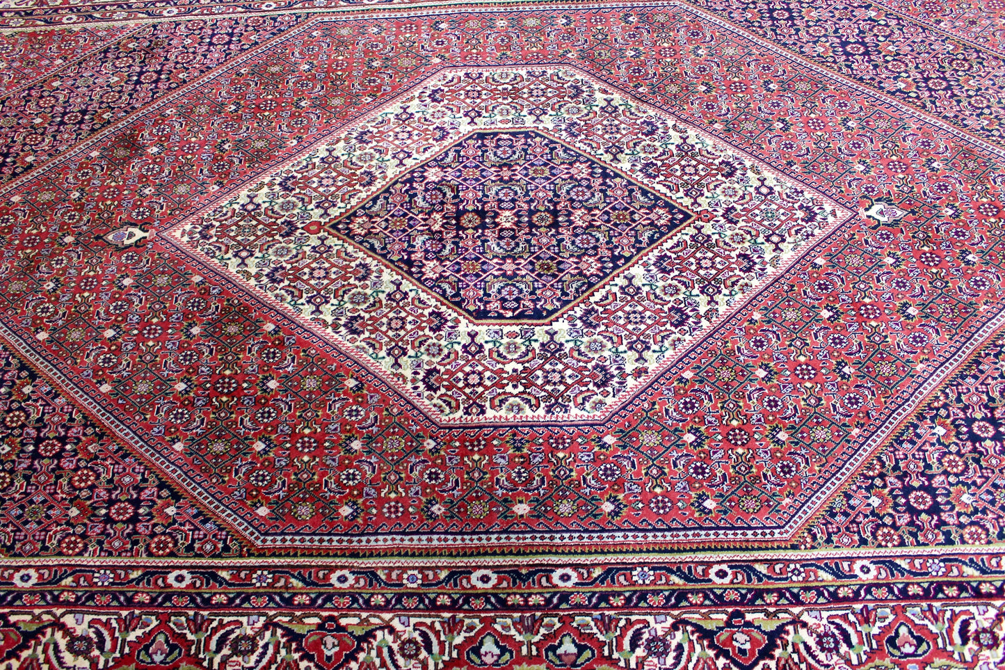 Bidjar Tekab
