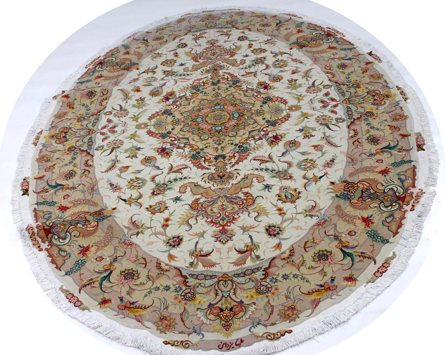 Täbriz 50 Raj oval mit Seide