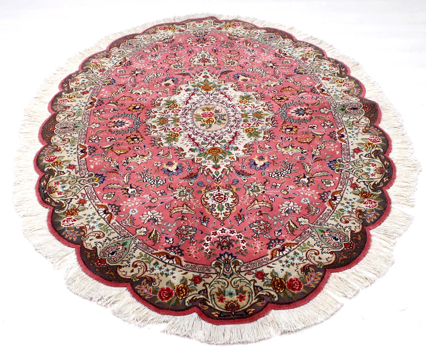 Täbriz 50 Raj oval mit Seide