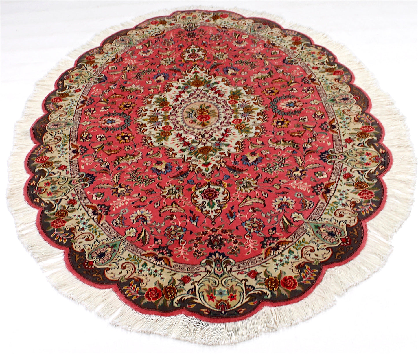 Täbriz 50 Raj oval mit Seide